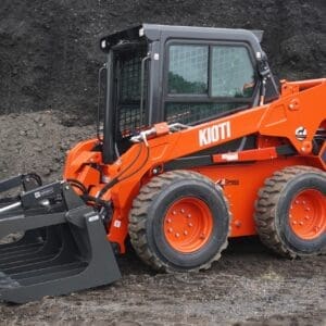 KIOTI SL750 Skid Steer Loader — Cab
