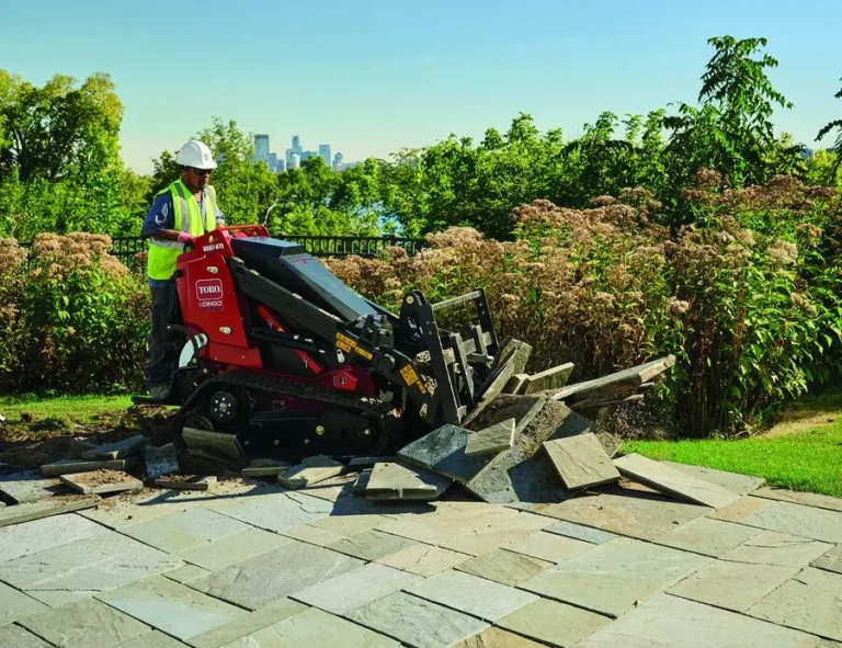 Toro eDingo TX 750 Electric Track Loader, Wide