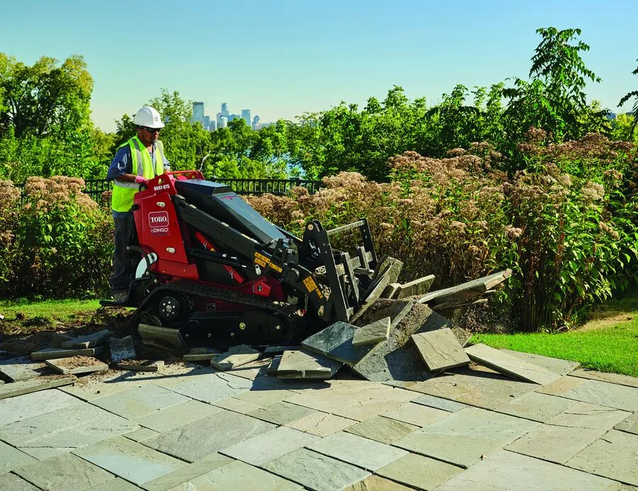 Toro eDingo TX 750 Electric Track Loader, Wide