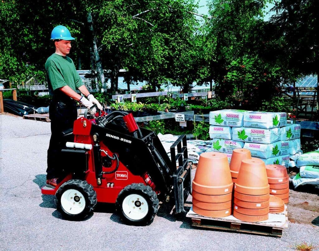 Toro Dingo 320-D Mini Skid Steer