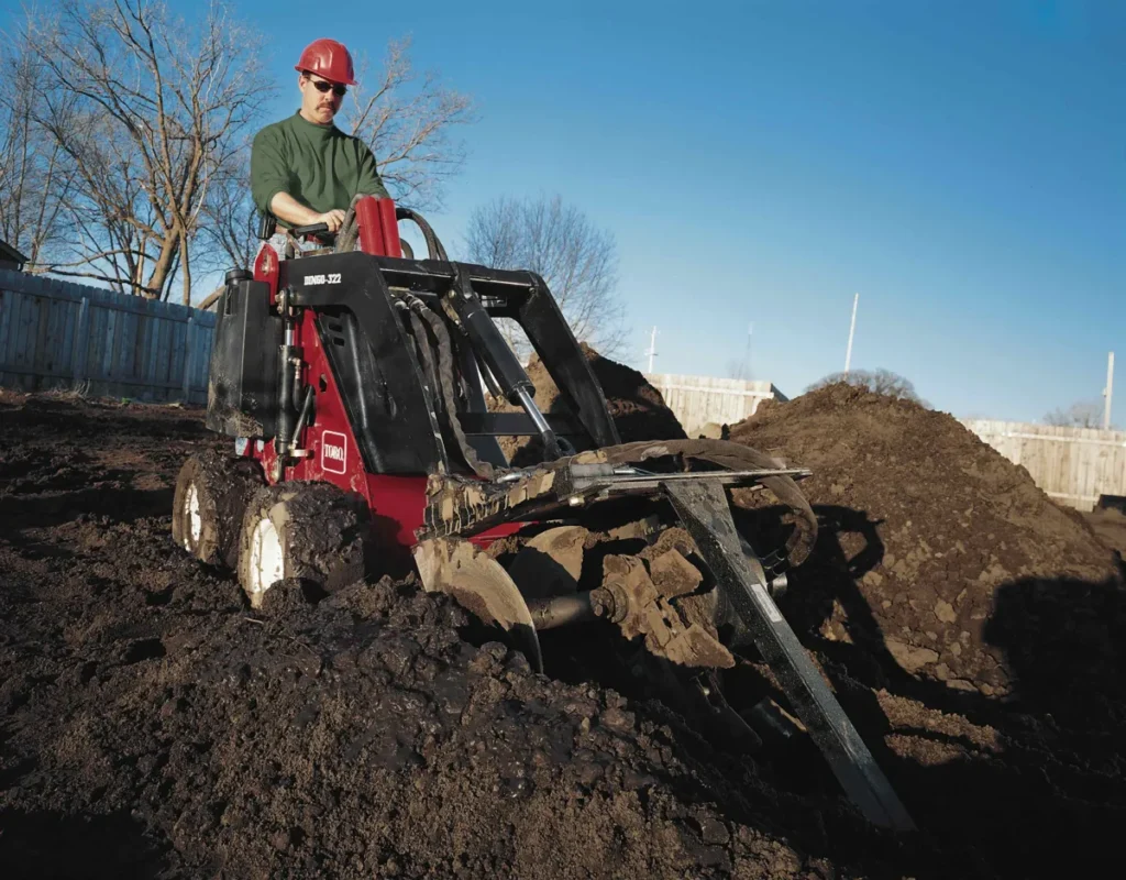 Toro Dingo 323 Mini Skid Steer
