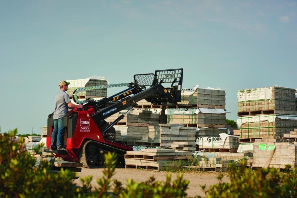 Toro Dingo TXL 2000 Telescoping Track Loader